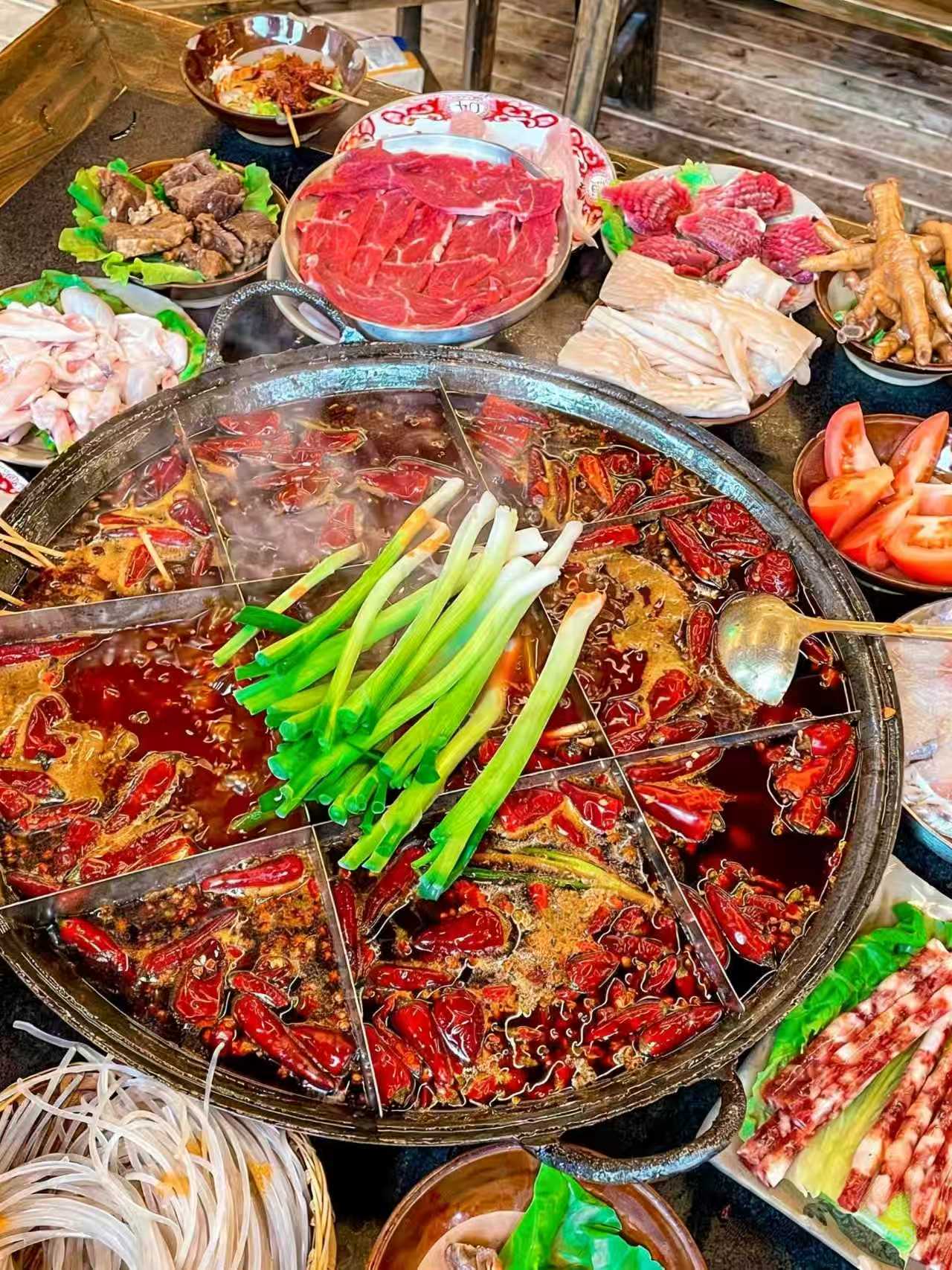Chengdu travel guide gallery photo 2 of 5