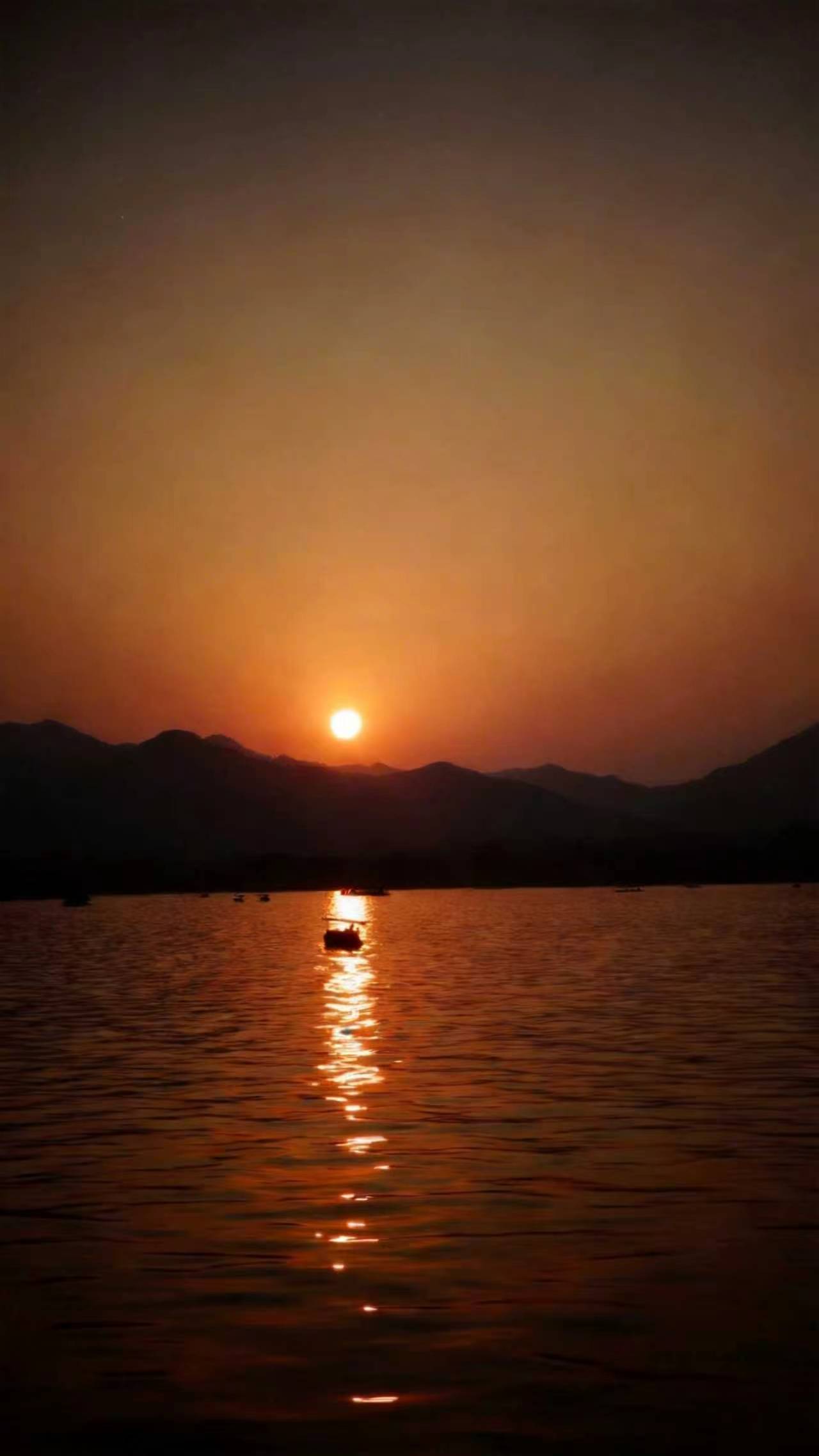 Hangzhou – travel guide and highlights for first-time visitors to China