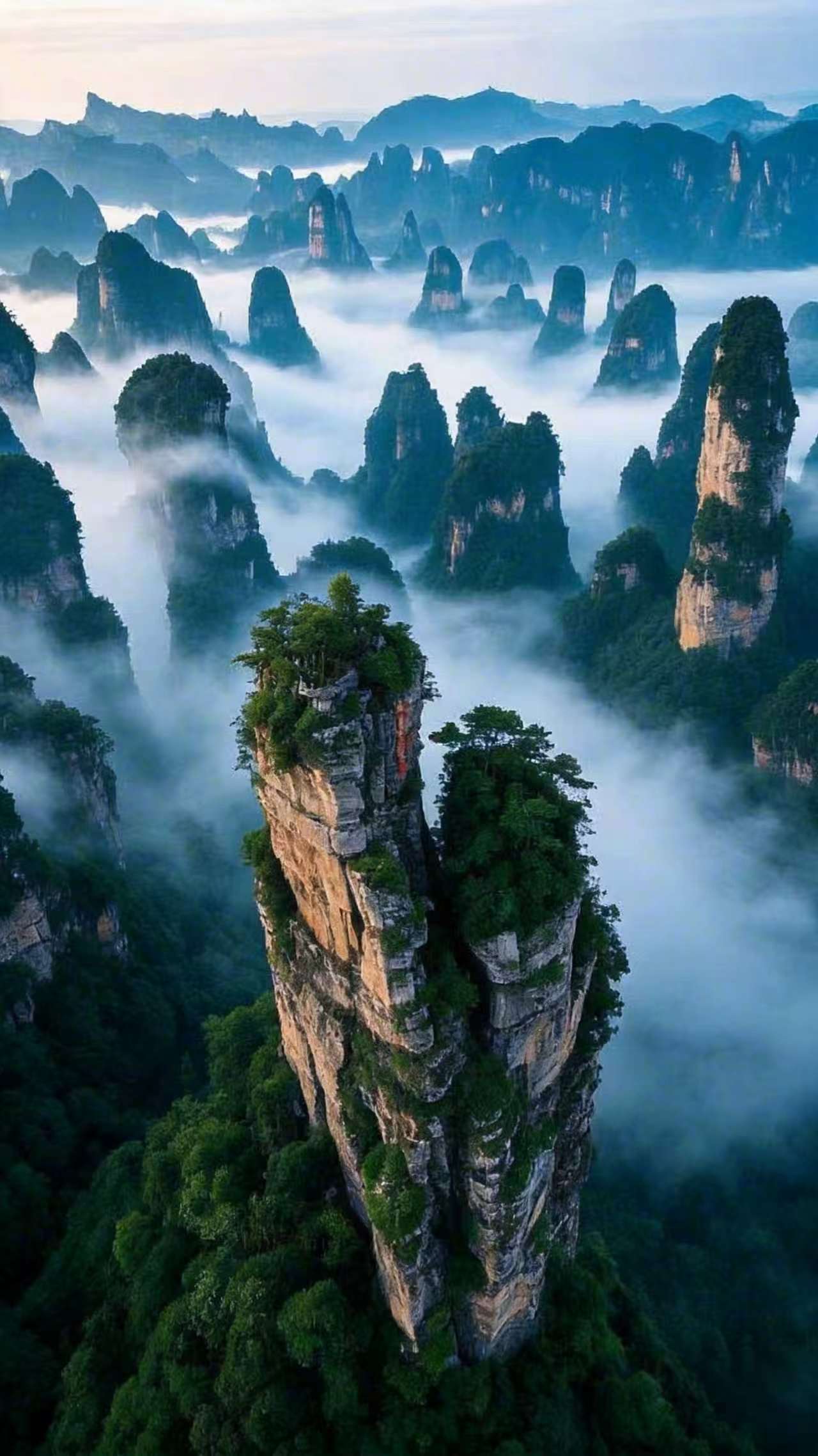 Zhangjiajie – travel guide and highlights for first-time visitors to China