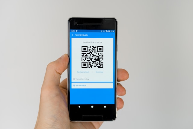 Alipay or WeChat Pay First? A 2026 Setup Guide for Foreigners in China